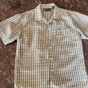 Lightweight button down shirt